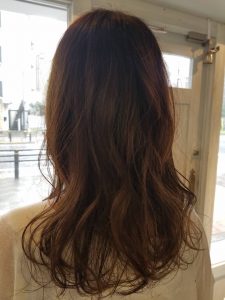 ☆カットとコテでボリュームアップ☆