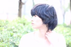 ちょっぴりレイヤー大人ショートスタイル♪