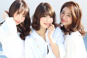 お出かけの季節に髪型変えよう♪