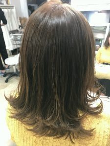 nakai◇ほんのりオリーブベージュでツヤ感カラー◇
