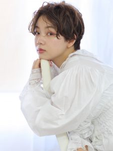 ヘアスタイルとファッションの組み合わせで。。
