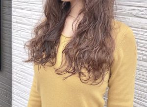少しの個性を。。おしゃれパーマスタイル(*^^*)