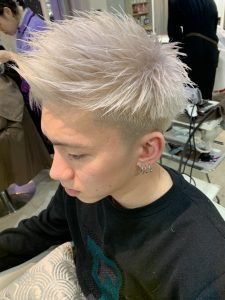 ハイトーンカラー×フェードアップバング