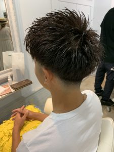 フェードショートで1番人気のヘアスタイル☆