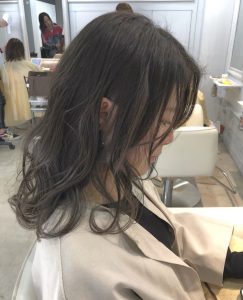 ミディアムのパーマスタイル(*^^*)
