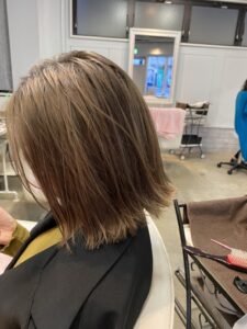 シンピュルテオイルで艶髪スタイリング