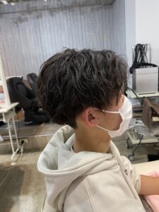 メンズセンターパート